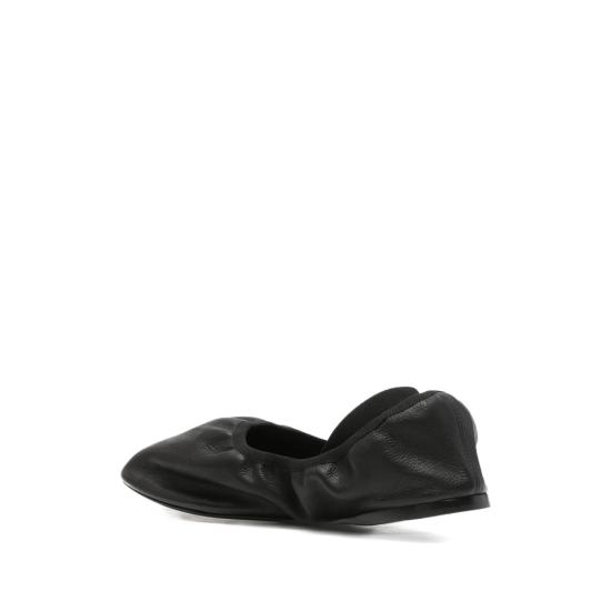 26SS 베르사체 플랫 슈즈 1A17427 1024165 1B55J BLACK - VERSACE