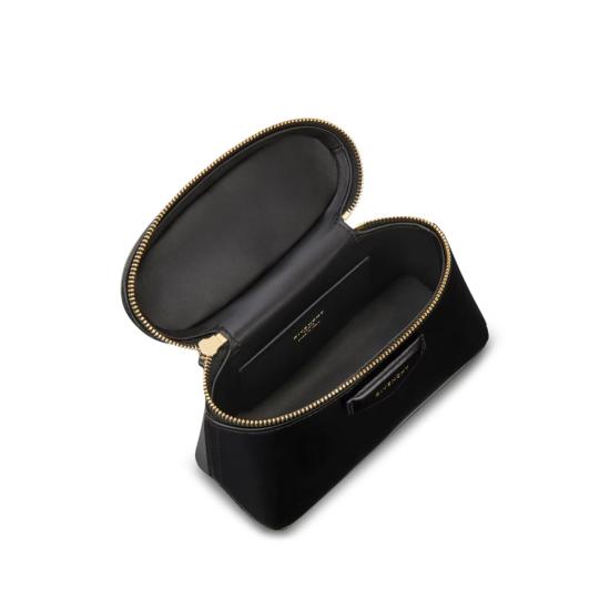 26SS 지방시 안티고나 배니티 백 BB60QMB13A 001 BLACK - GIVENCHY
