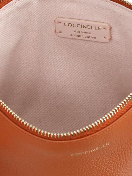 26SS 코치넬리 클러치/파우치 E5MMA55F401 R41 Brick Red - COCCINELLE