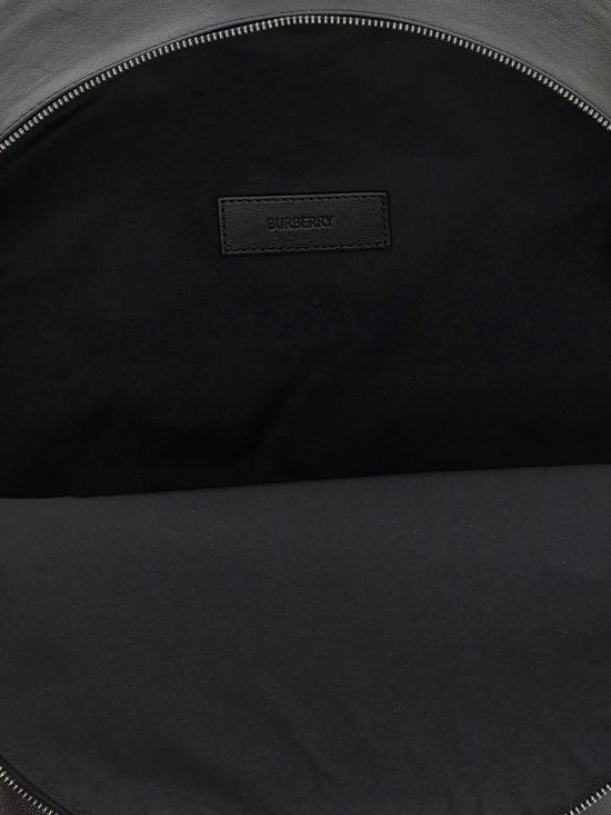 26SS 버버리 체스터 백팩 8119033 Black - BURBERRY