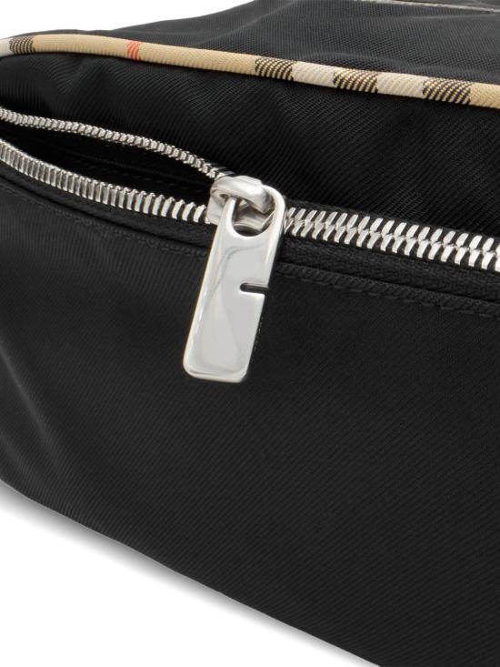 26SS 버버리 라지 체크 트리밍 트래블 파우치 8123542 X - BURBERRY