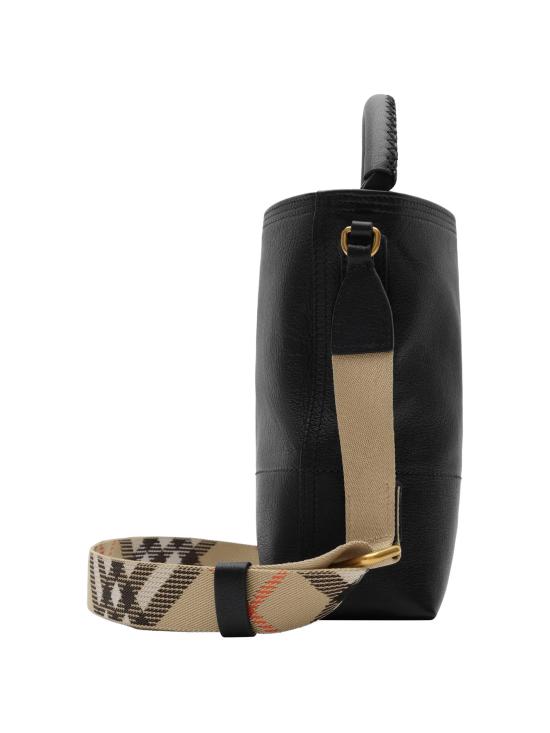 26SS 버버리 숄더백 8123594 X Black - BURBERRY