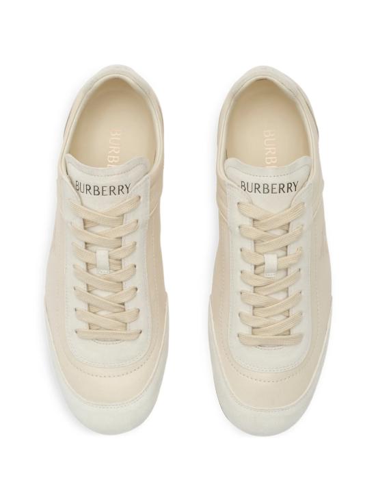 26SS 버버리 레더 나이트 러너 스니커즈​ 8126290 X Dove beige - BURBERRY