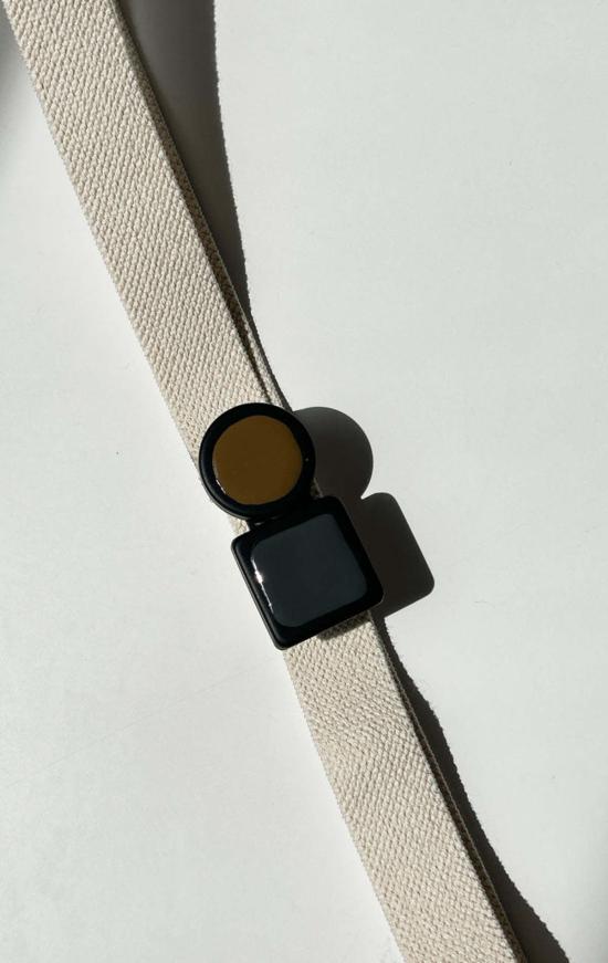  익스퀴짓 제이 벨트