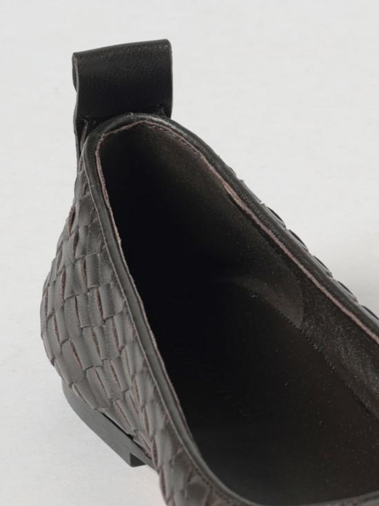 26SS 보테가베네타 플랫 슈즈 868206V2ED0 2006 Brown - BOTTEGA VENETA