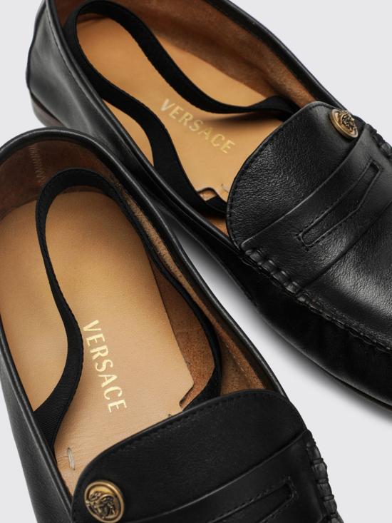 26SS 베르사체 로퍼 10233221A17346 1B55J Black - VERSACE