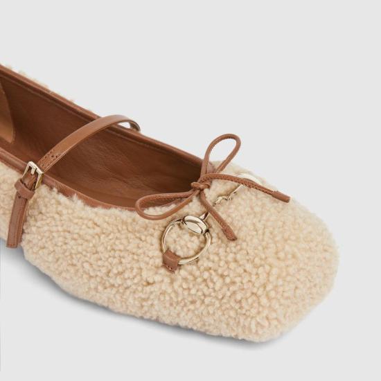 25FW 구찌 플랫 슈즈 839411AAE6H 9546 BEIGE O TAN - GUCCI
