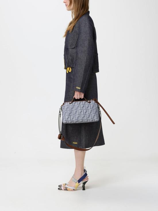 26SS 펜디 바이 더 웨이 소프트 미디움 백 8BL155AUT4 F1SXP Gnawed Blue - FENDI