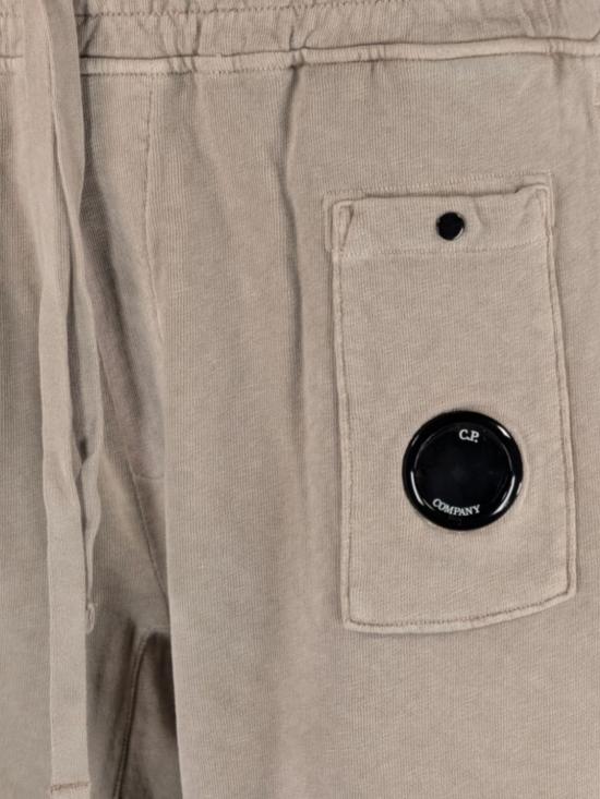 26SS 씨피 컴퍼니 숏팬츠 20CMSB210A110337O 904 Grey - C.P. COMPANY