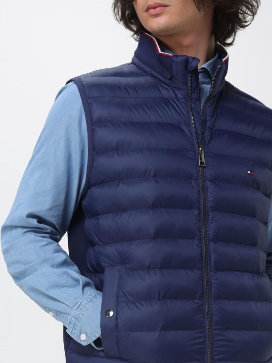 26SS 타미힐피거 베스트 MW0MW41441 DCC Blue - TOMMY HILFIGER