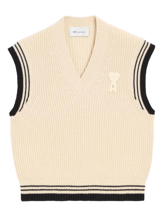 26SS 아미 립드 울 슬리브리스 하트 스웨터 UKS865KN0161 136 WHITE CREAM