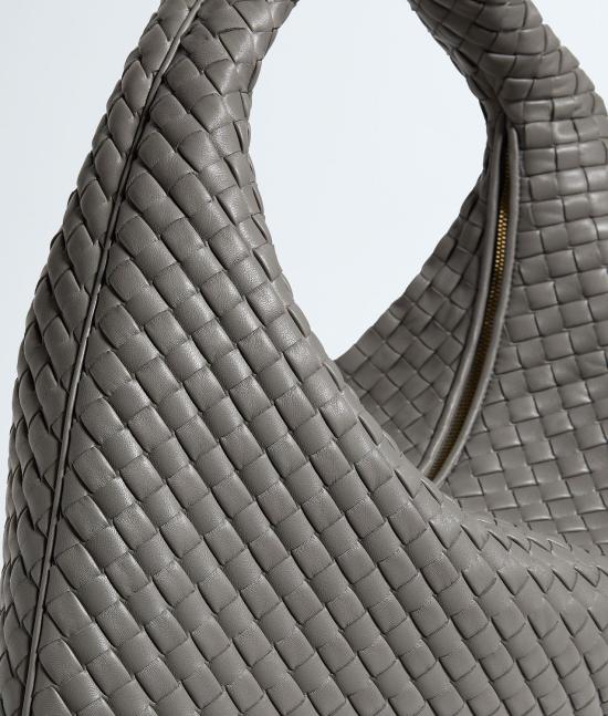 26SS 보테가베네타 숄더백 873190V66V0 1653 BASALTMUSE BRASS 1653 BASALT MUSE BRASS - BOTTEGA VENETA