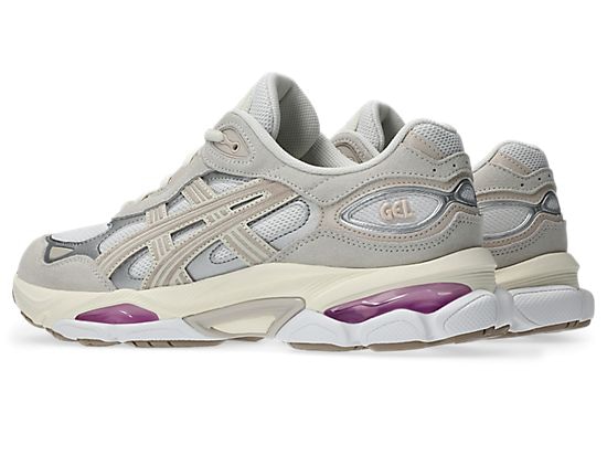 26SS 아식스 스니커즈 1203A895 101 WHITECREAM - ASICS