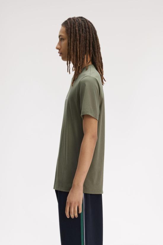 26SS 프레드페리 반팔 티셔츠 M4580 90B Laurel w green - FRED PERRY