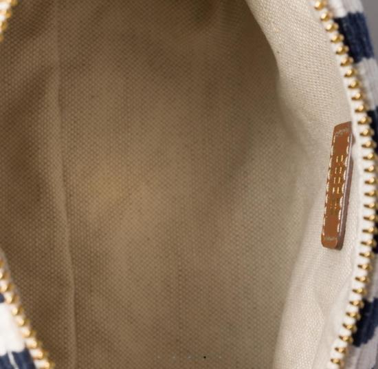 26SS 미우미우 지갑 5NE8412I0G F0B9P BLU COGNAC - MIU MIU