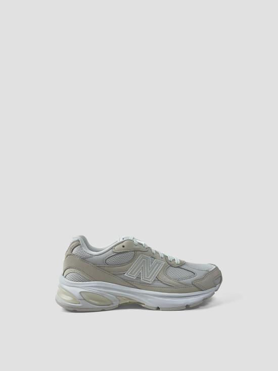 26SS 꼼데가르송 스니커즈 HQK102001 1 WHITE