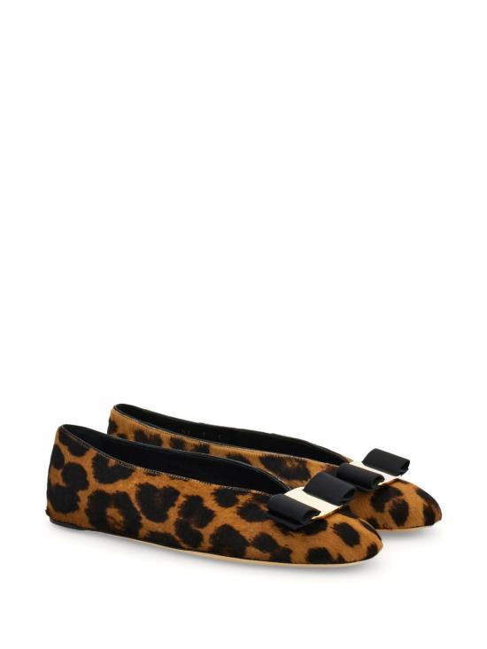 25FW 살바토레 페라가모 플랫 슈즈 7817500 01J841NERO - SALVATORE FERRAGAMO