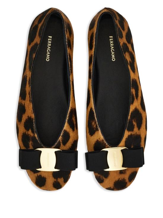 25FW 살바토레 페라가모 플랫 슈즈 7817500 01J841NERO - SALVATORE FERRAGAMO