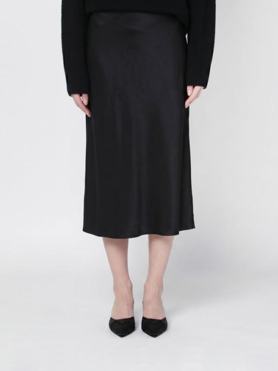 26SS 애니빙 미디 스커트 A044001S 000 Black