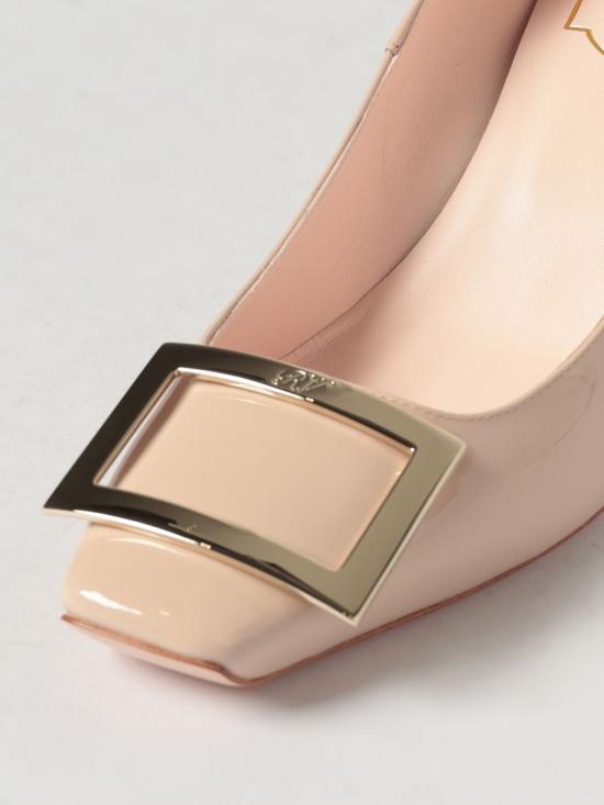 26SS 로저비비에 트럼펫 메탈 버클 펌프스 RVW40015280D1P C211 Blush Pink - ROGER VIVIER