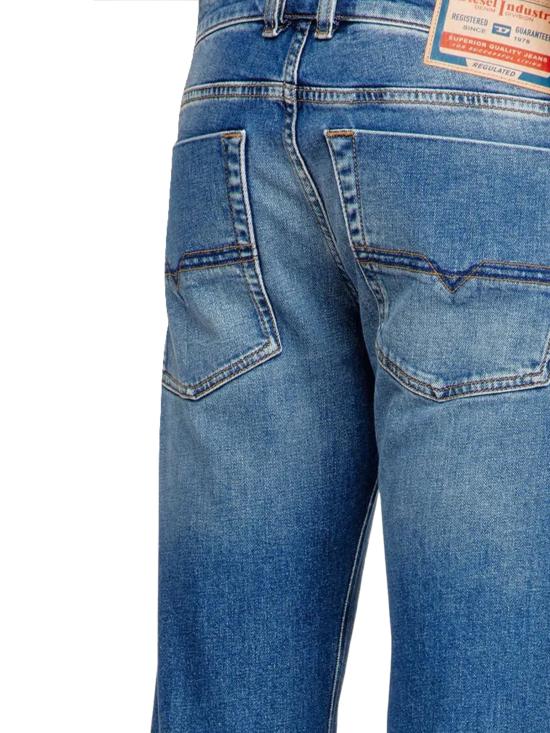 26SS 디젤 데님 팬츠 A17055 0ADBI 01 LIGHT BLUE DOM - DIESEL