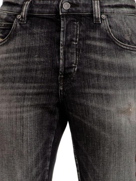 26SS 디젤 데님 팬츠 A15797 0ADBU 02 BLACK DOM - DIESEL