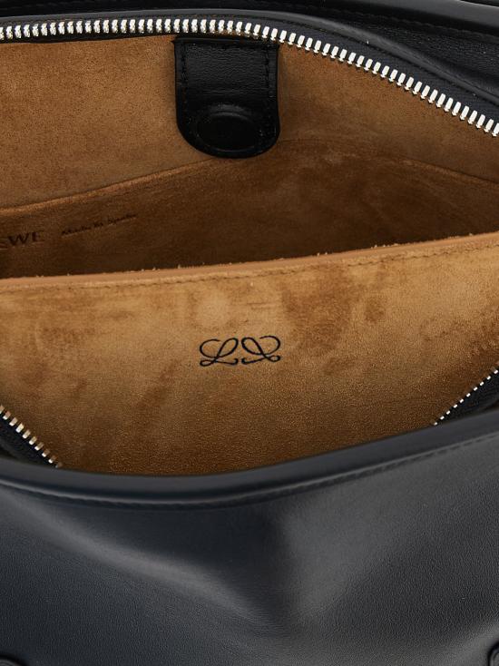 26SS 로에베 소프트 카프스킨 스몰 아마조나 180 백 A039AS0X011100 Black - LOEWE