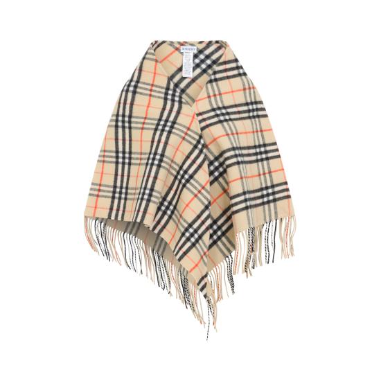 26FW 버버리 체크 패턴 프린지 케이프 8113128 A2021 SAND - BURBERRY
