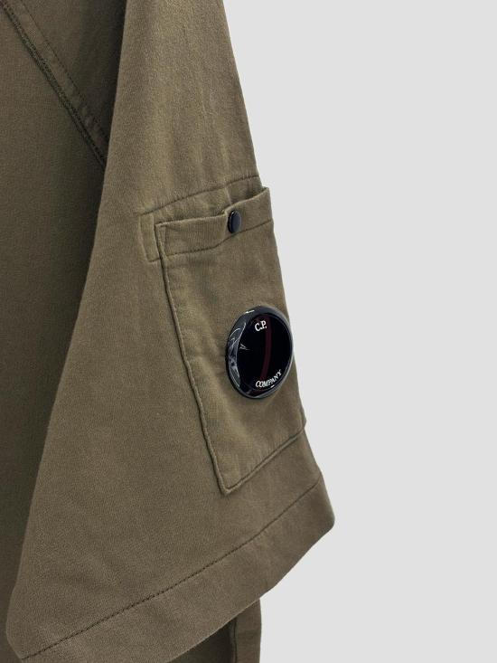 26SS 씨피 컴퍼니 라이트 플리스 숏슬리브 스웨트셔츠 20CMSS034A 002246G 683 IVY GREEN DOM - C.P. COMPANY
