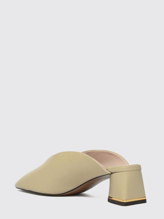 26SS 코치넬리 힐/펌프스 E4U1L360101 N64 Beige - COCCINELLE