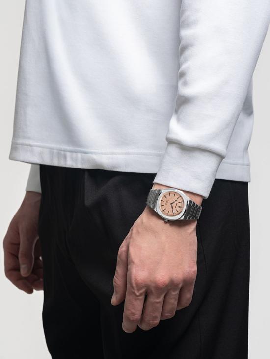 26SS D1밀라노 손목시계 D1UHBJ10 NEUTRAL HERITAGE Silver - D1 MILANO