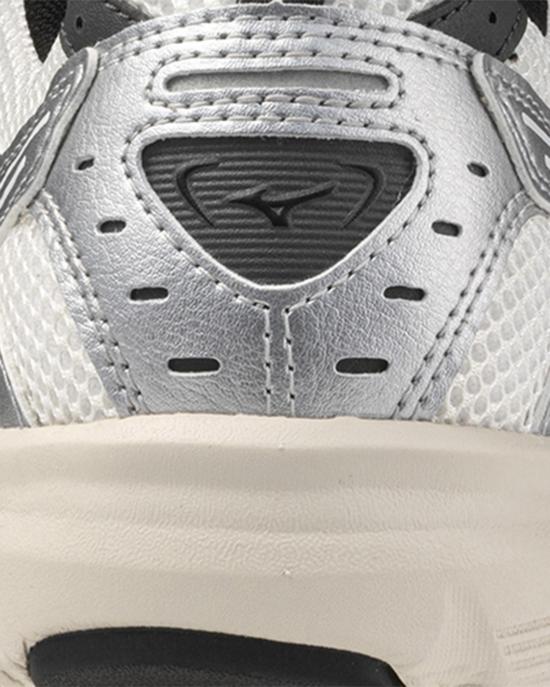 26SS 미즈노 스니커즈 D1GA245101 WHITE - MIZUNO