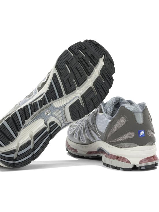 26SS 뉴발란스 스니커즈 U18907NG Silver - NEW BALANCE