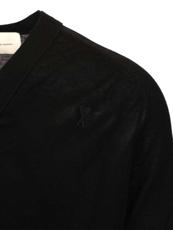 26SS 아미 톤온톤 하트 로고 알렉산드레 마티우시 울 가디건 HKC384KN00390180 Black - AMI