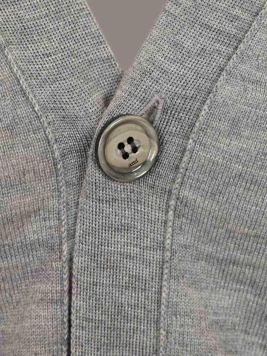 26SS 아미 톤온톤 하트 로고 알렉산드레 마티우시 울 가디건 HKC384KN00390504 Grey - AMI