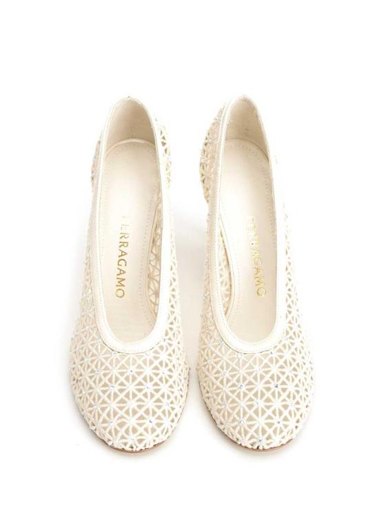 26SS 살바토레 페라가모 힐/펌프스 01K6257899781C001 White - SALVATORE FERRAGAMO