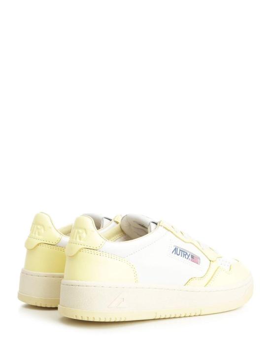 26SS 오트리 메달리스트 로우 스니커즈 AULWWB63 White - AUTRY