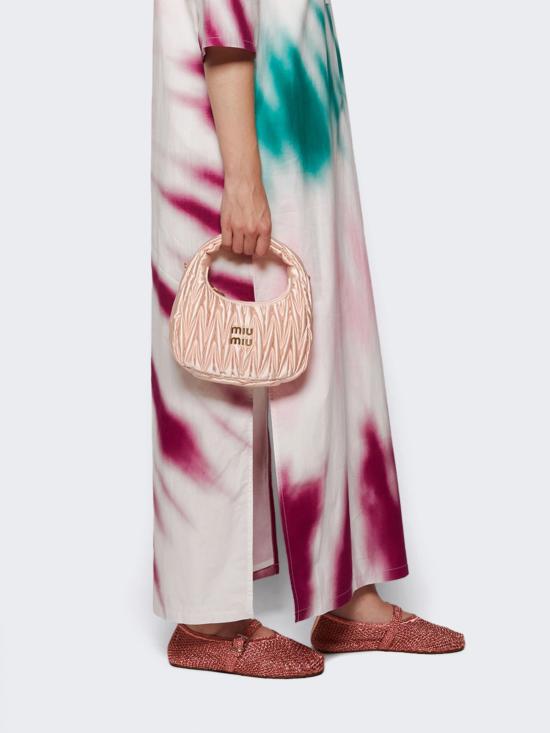 26SS 알라이아 피쉬넷 발레 플랫 AA3A029TK047 390 PINK - ALAIA
