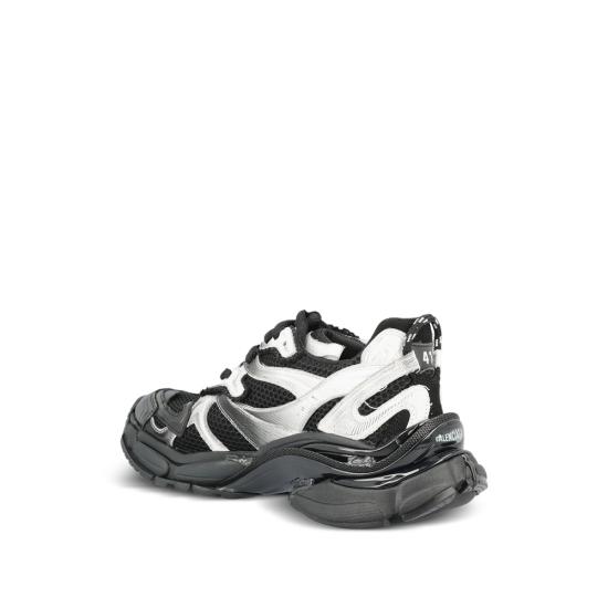26SS 발렌시아가 러너 스니커즈 779066 WRN2G 1090 BLACK WHITE - BALENCIAGA