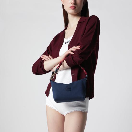 26FW 미우미우 스피릿 나파 레더 파우치 5NE8412IA7 Blue - MIU MIU