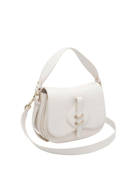 26SS 코치넬리 크로스백 E1U7F180201N17 White - COCCINELLE