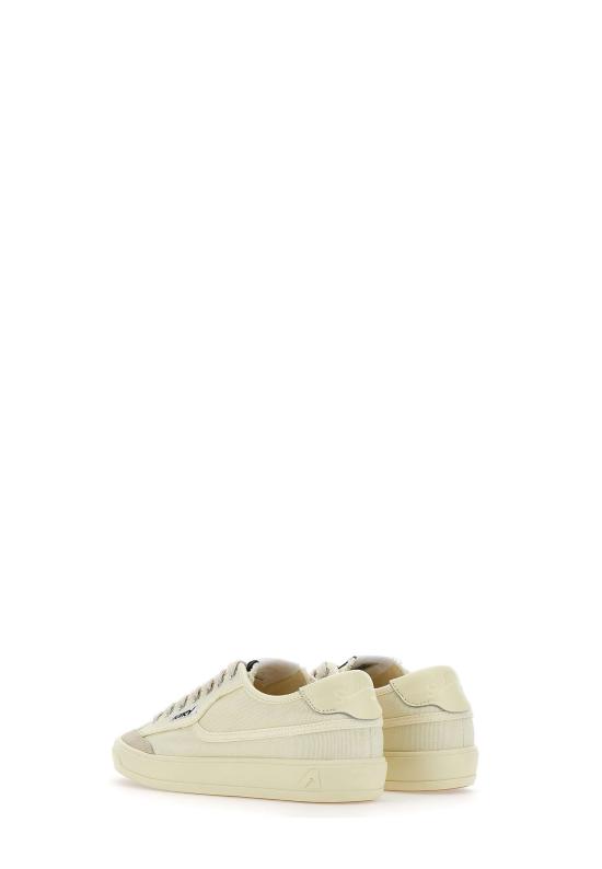 26SS 오트리 WINDSCAPE 로우 스니커즈 스웨이드 SCLW CU02 WHITE - AUTRY