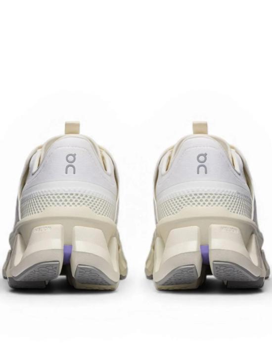 26SS 온 러닝 스니커즈 3WG10393588 White - ON RUNNING
