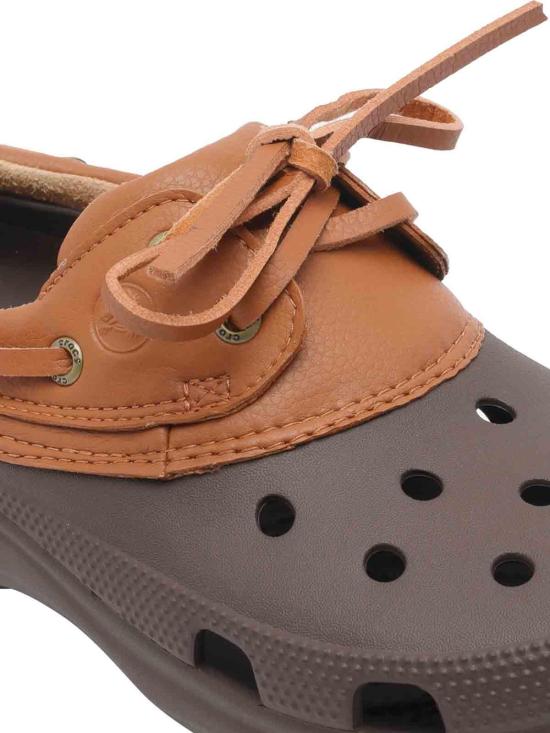 26SS 크록스 스니커즈 212022CFCG Brown - CROCS