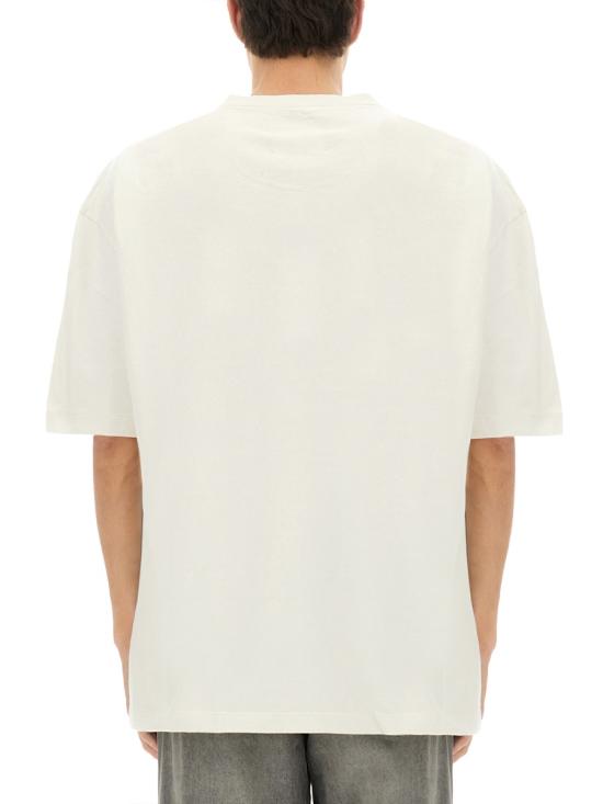 26SS 마르지엘라 자수 로고 티셔츠 S50GC0705S24567103 WHITE - MAISON MARGIELA
