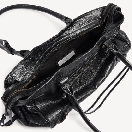 26FW 발렌시아가 르 시티 백 867667 2ABEK 1000 BLACK DOM - BALENCIAGA