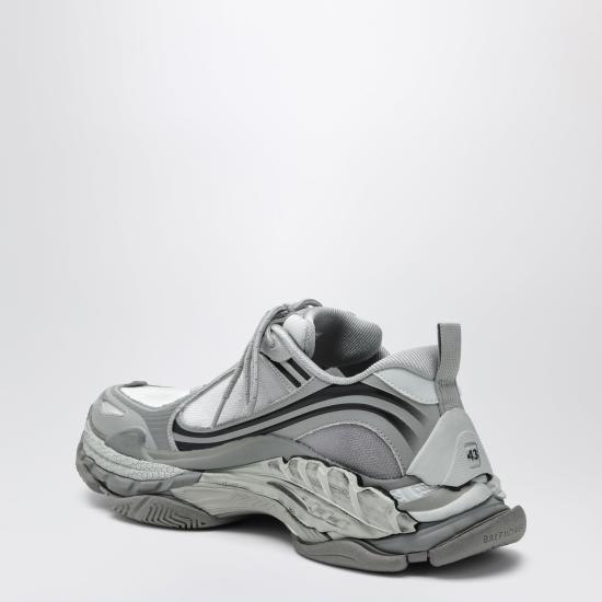 26SS 발렌시아가 트리플 S.2.0 그래디언트 스니커즈 865849WTR2G Grey - BALENCIAGA