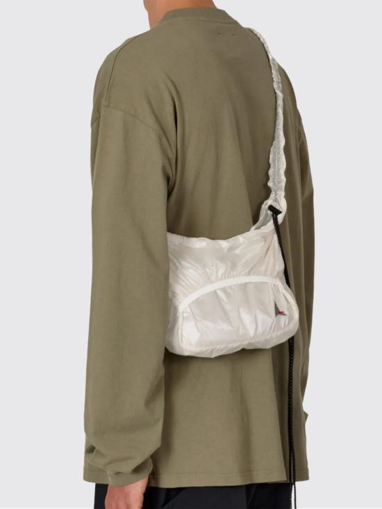 26SS 로아 숄더백 YBUW220FA14 GYR0001 White - ROA