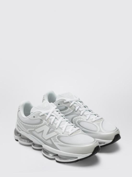 26SS 뉴발란스 스니커즈 U20004GM White - NEW BALANCE