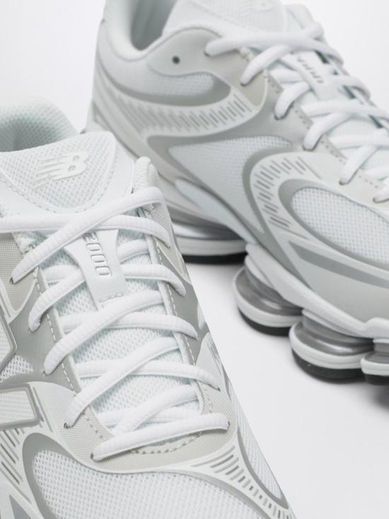26SS 뉴발란스 스니커즈 U20004GM White - NEW BALANCE